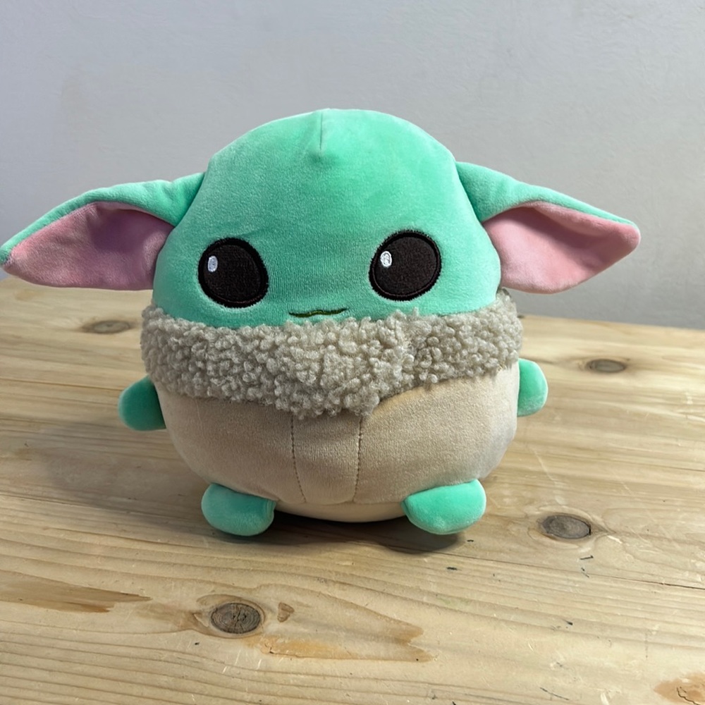Baby Yoda Squishmallow